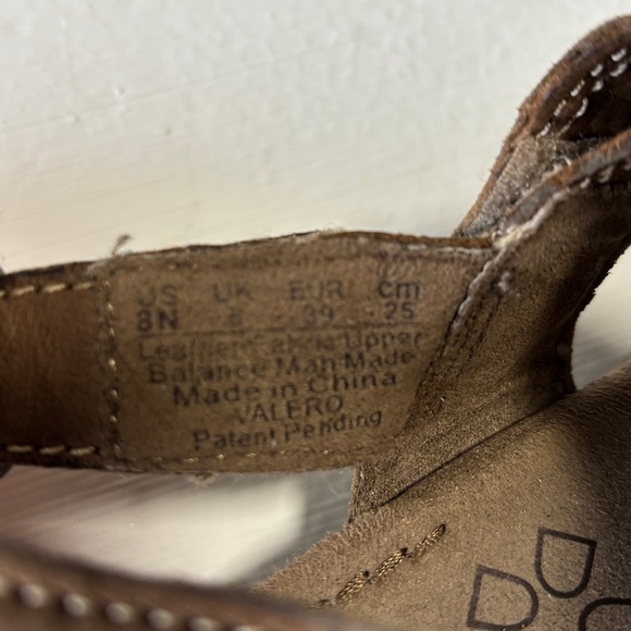 Naturalizer Women's Brown Leather Strappy Platform Sandals 8N BoxE Chunky - Picture 3 of 5